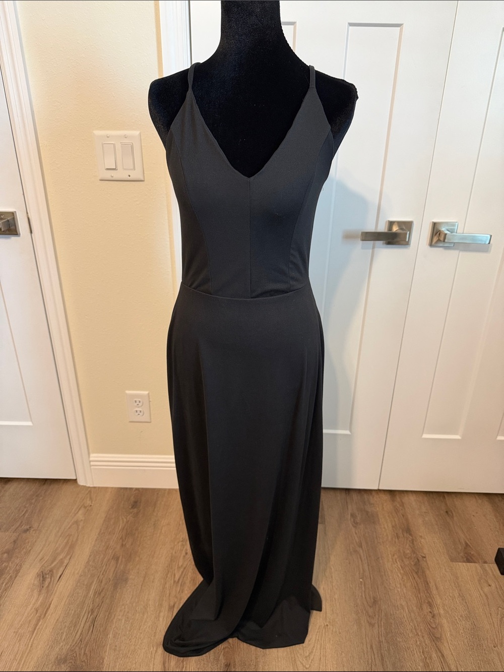 Market & Spruce Sleek Black V-Neck Maxi Dress